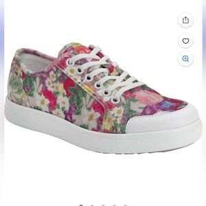 Women’s Traq by Alegria Sneaq Floral Dream Knit Sneakers Size 41 (10.5-11)